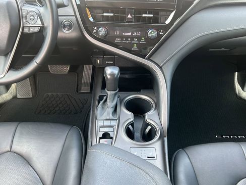 Used 2021 Toyota Camry XSE FWD image 14