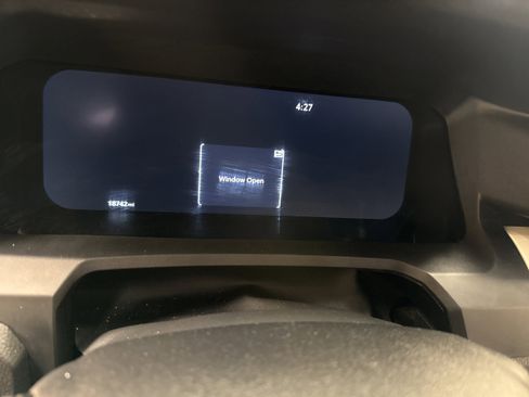 Used 2024 Toyota Tacoma TRD Off-Road image 5