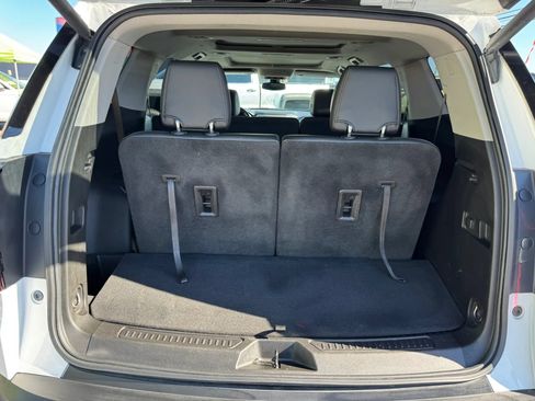 Used 2021 GMC Acadia AT4 w/ LPO, 'HIT The Road' Package AWD/4WD image 35