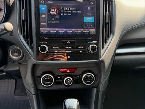 Used 2021 Subaru Crosstrek 2.5i Sport w/ Moonroof Package AWD/4WD image 13