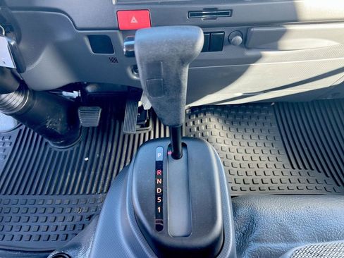 New 2025 Chevrolet Low Cab Forward image 6