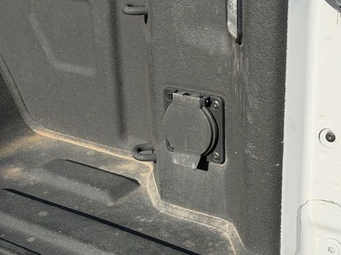 Certified 2023 Chevrolet Silverado 1500 LT image 31