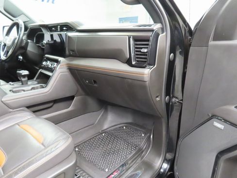 Used 2022 GMC Sierra 1500 AT4 w/ AT4 Premium Package image 35