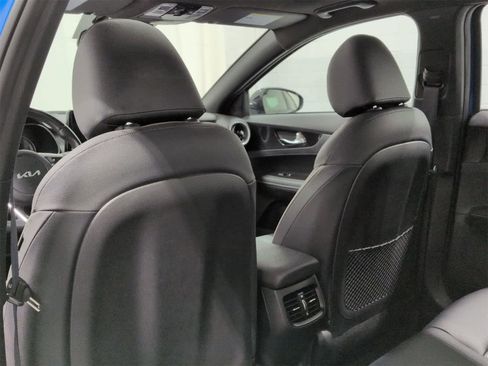 Used 2023 Kia Forte GT-Line w/ GT-Line Premium Package image 19