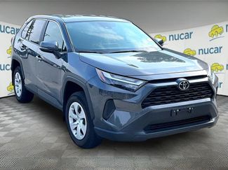 Used 2025 Toyota RAV4 LE AWD/4WD video 1