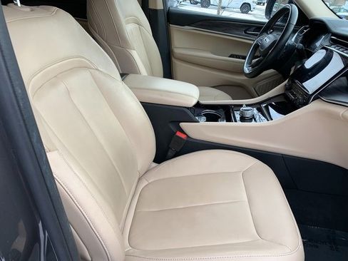 Certified 2021 Jeep Grand Cherokee L Limited image 12