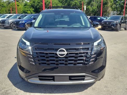 New 2026 Nissan Pathfinder Platinum w/ Cargo Package AWD/4WD image 6