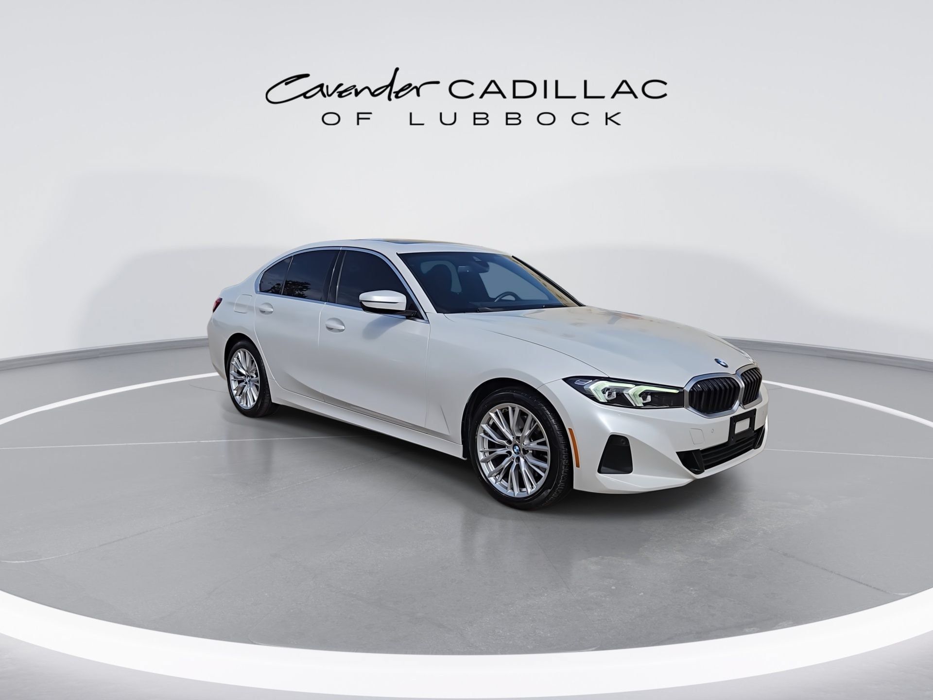 Used 2024 BMW 330i Sedan RWD image 2