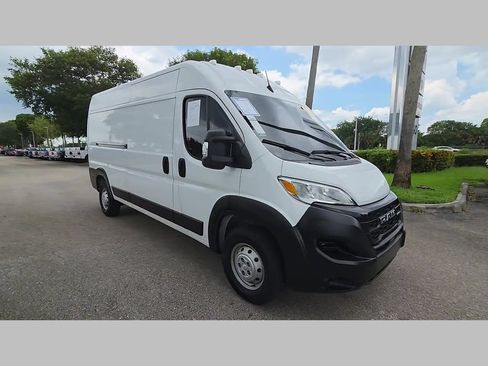 Used 2023 RAM ProMaster 2500 FWD image 31