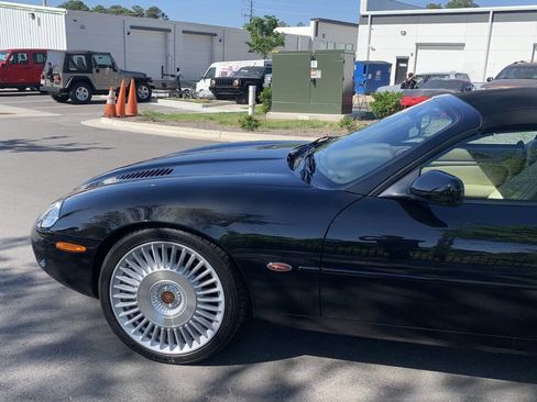 Used 2000 Jaguar XK8 Convertible RWD image 17