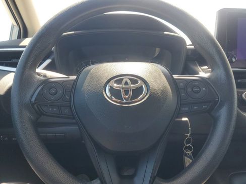 Used 2024 Toyota Corolla LE image 19