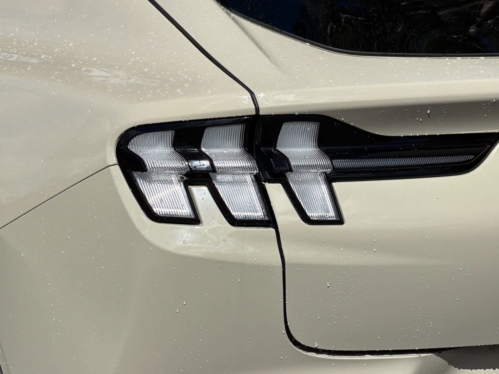 Certified 2025 Ford Mustang Mach-E Select RWD image 27
