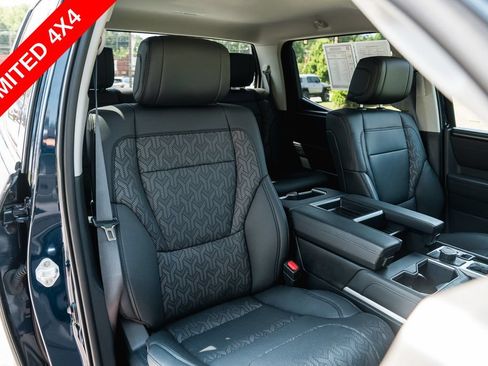 Used 2024 Toyota Tundra Limited AWD/4WD image 29