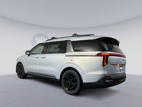 New 2026 Kia Carnival SX FWD image 4