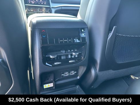 New 2025 Jeep Grand Cherokee L Altitude RWD image 26
