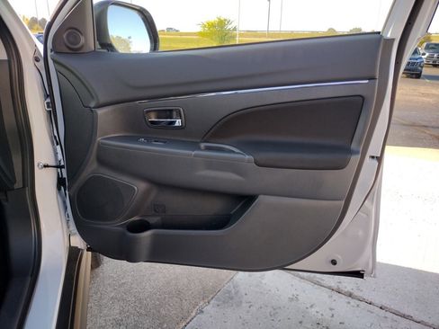 New 2025 Mitsubishi Outlander Sport ES image 28