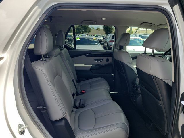 Certified 2025 Honda Pilot EX-L image 8