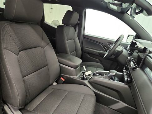 New 2026 Chevrolet Colorado LT image 32