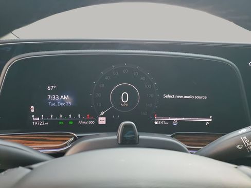 Certified 2024 Cadillac Escalade Premium Luxury image 39