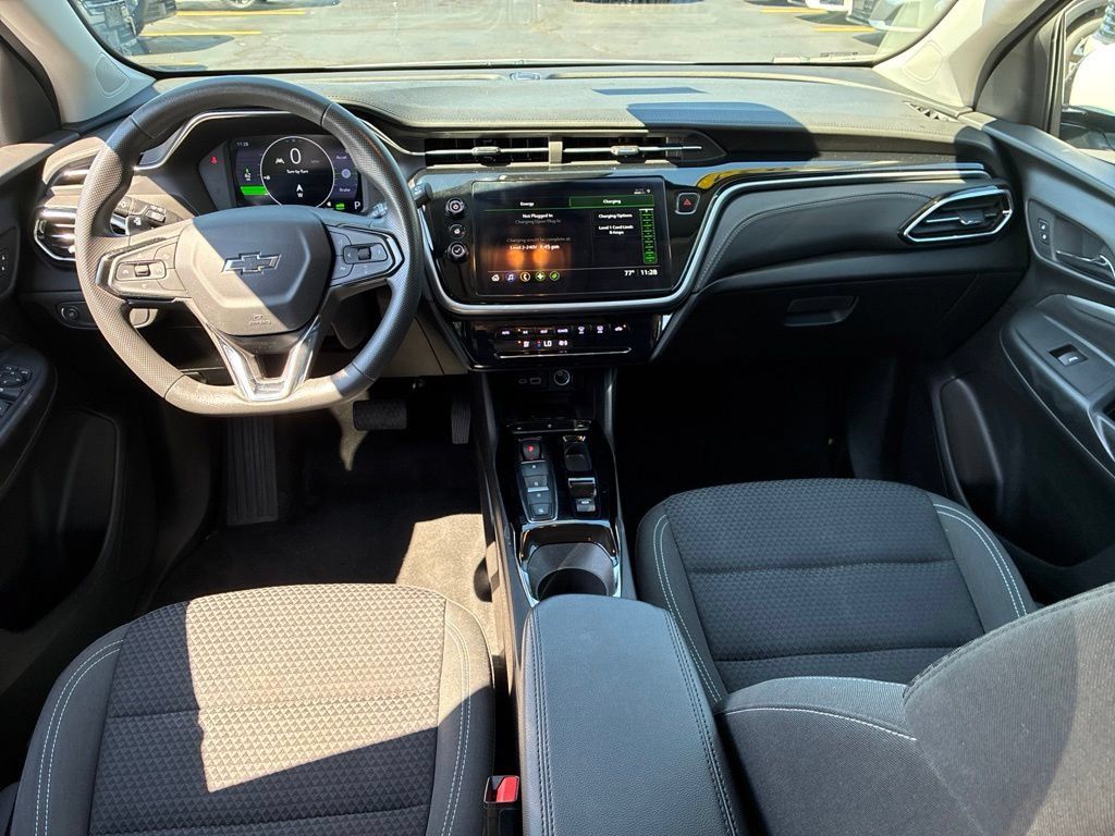 Used 2023 Chevrolet Bolt EUV LT w/ Driver Confidence Package FWD image 23