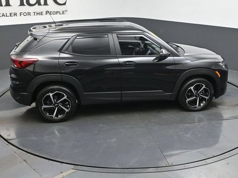 Used 2023 Chevrolet TrailBlazer RS w/ Convenience Package AWD/4WD image 39
