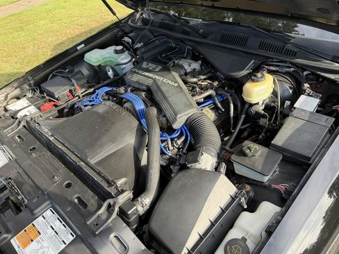 Used 1993 Lincoln Town Car Signature RWD image 24