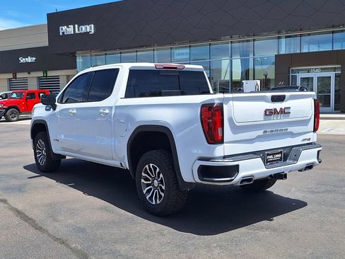 Used 2021 GMC Sierra 1500 AT4 w/ AT4 Preferred Package AWD/4WD image 5