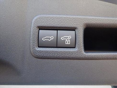 New 2026 Subaru Solterra Limited image 9