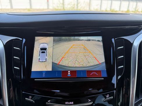 Used 2020 Cadillac Escalade Platinum AWD/4WD image 42