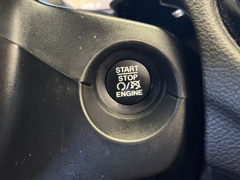 Used 2021 Jeep Compass Limited AWD/4WD image 6