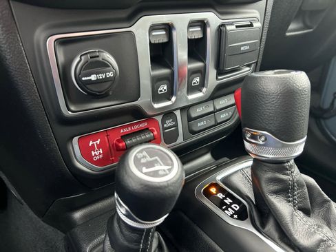 New 2026 Jeep Wrangler Sport AWD/4WD image 31