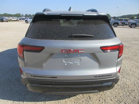 New 2027 GMC Terrain Elevation w/ Elevation Premium Package AWD/4WD image 5