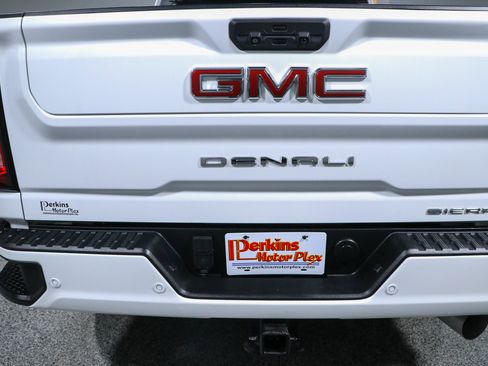 Used 2021 GMC Sierra 2500 Denali w/ Denali Ultimate Package AWD/4WD image 8