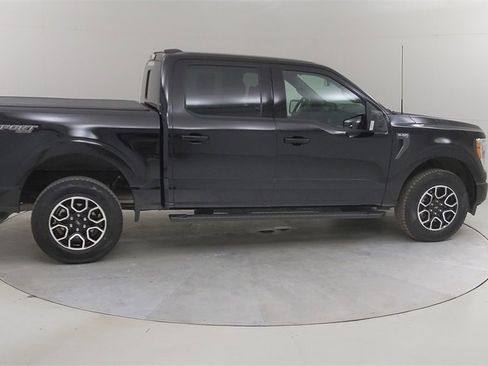 Certified 2022 Ford F150 XLT w/ Equipment Group 302A High image 13