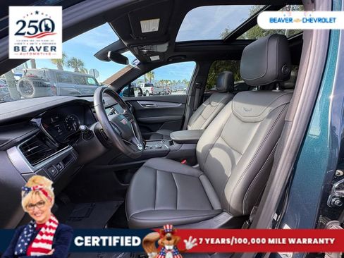 Used 2024 Cadillac XT6 Luxury FWD image 13