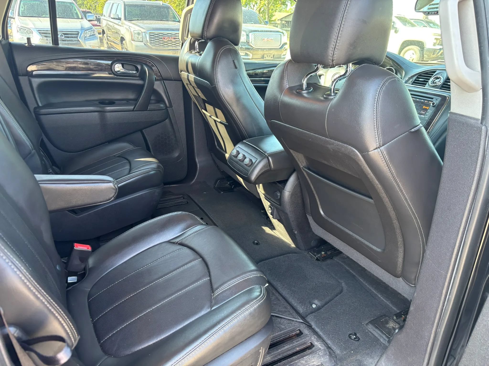Used 2017 Buick Enclave Leather FWD image 20