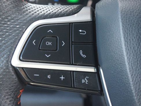 Used 2024 Toyota Sienna XSE w/ XSE Premium Package image 11