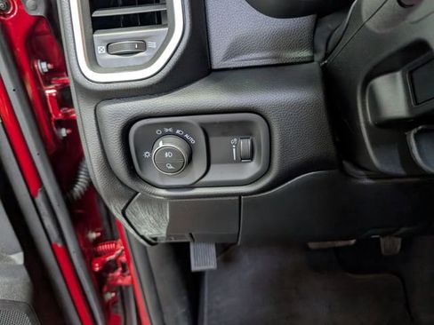 Used 2026 RAM 2500 Big Horn AWD/4WD image 19