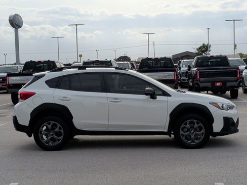 Used 2023 Subaru Crosstrek 2.5i Sport AWD/4WD image 9