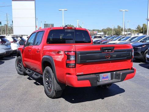 New 2026 Nissan Frontier PRO-4X w/ Pro-4x Convenience Package image 2