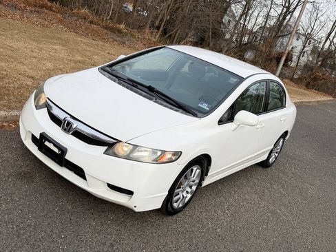 Used 2010 Honda Civic LX image 35