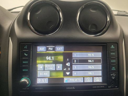 Used 2017 Jeep Compass Latitude w/ Sun/Sound Group AWD/4WD image 25