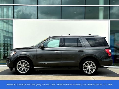 Used 2019 Ford Expedition Platinum RWD image 9