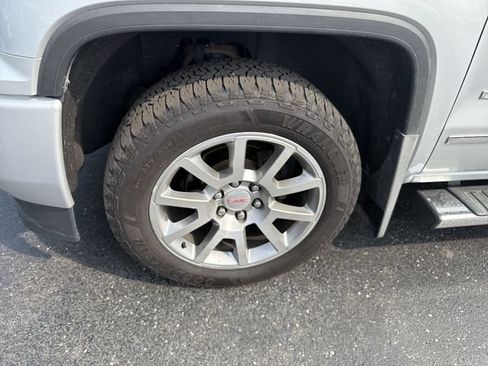 Used 2017 GMC Sierra 1500 Denali AWD/4WD image 17