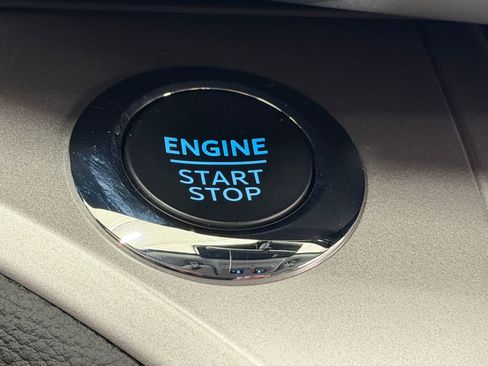 Used 2023 Ford Explorer XLT w/ Equipment Group 202A image 33