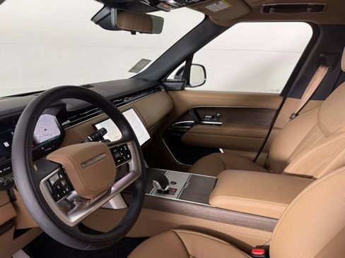 New 2026 Land Rover Range Rover SE image 6