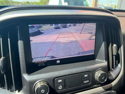 Used 2019 Chevrolet Colorado ZR2 w/ ZR2 Dusk Special Edition image 12