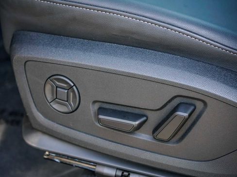 Used 2025 Audi Q6 e-tron Premium Plus w/ Premium Plus image 20