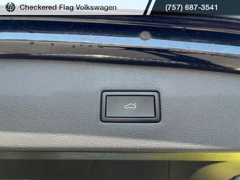 Used 2024 Volkswagen Tiguan Wolfsburg Edition FWD image 33
