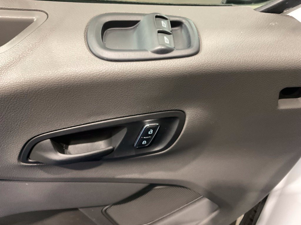 Used 2025 Ford Transit 250 148 Medium Roof w/ Load Area Protection Package RWD image 7